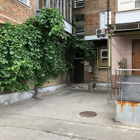 Hikkaduwa Hostel Kyiv Exterior photo